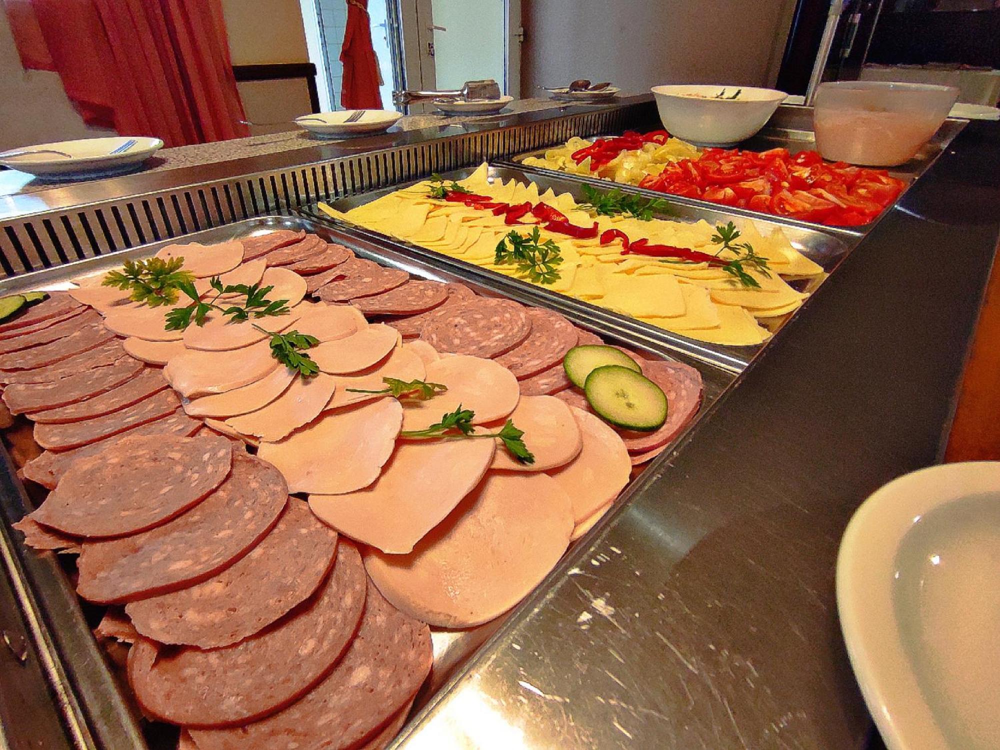 Atrium Hotel Harkány Екстериор снимка