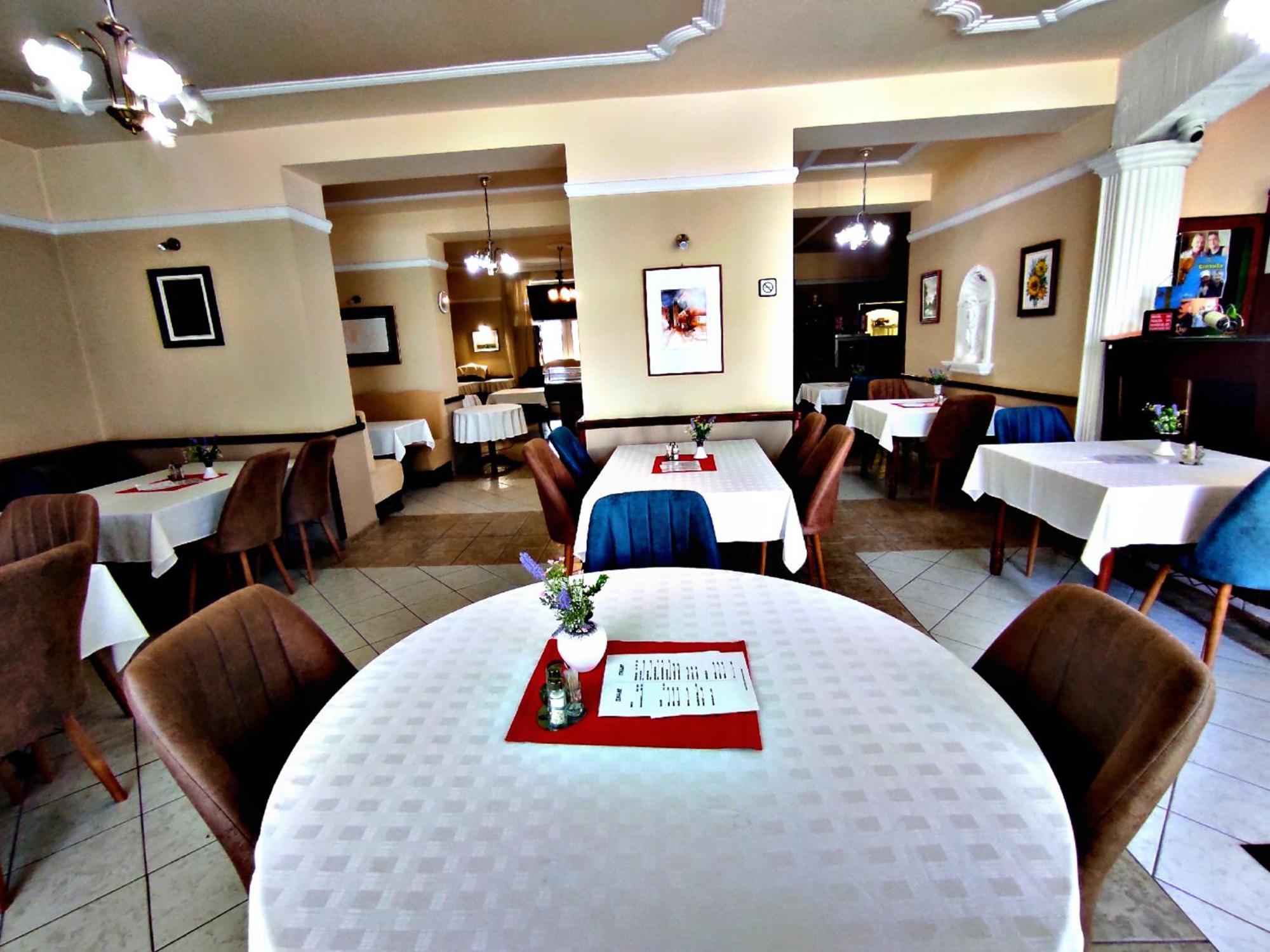 Atrium Hotel Harkány Екстериор снимка