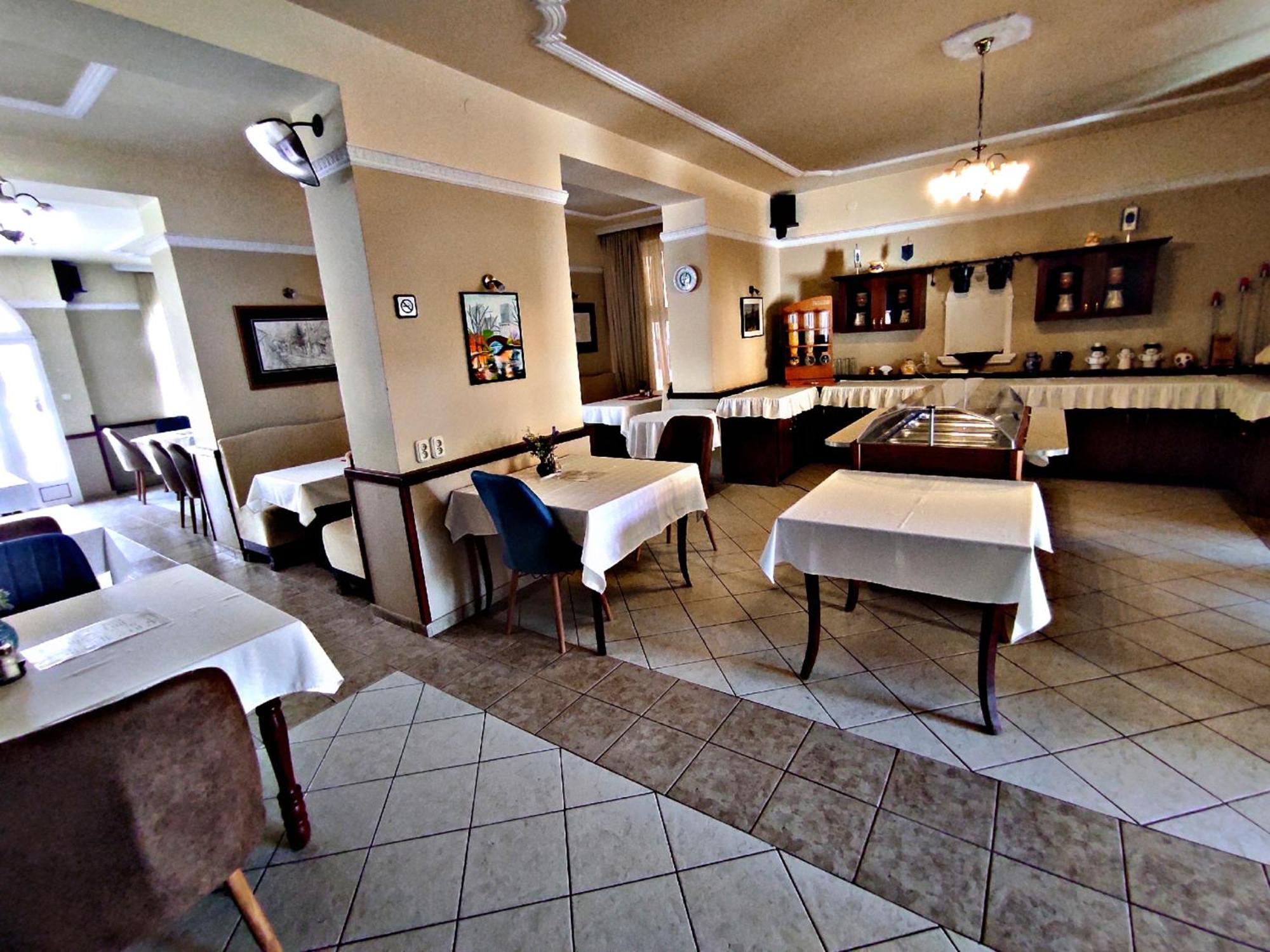 Atrium Hotel Harkány Екстериор снимка