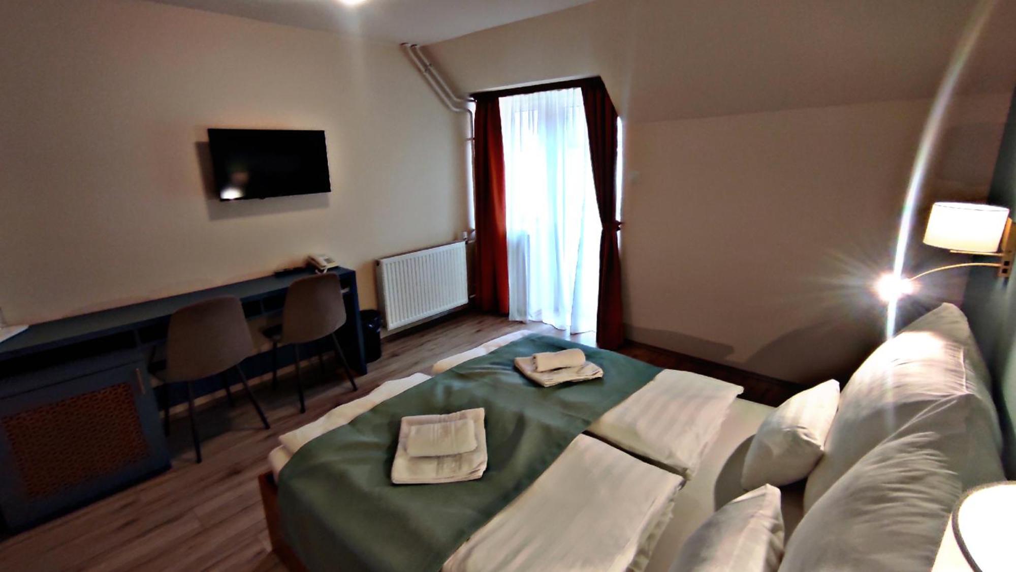 Atrium Hotel Harkány Екстериор снимка