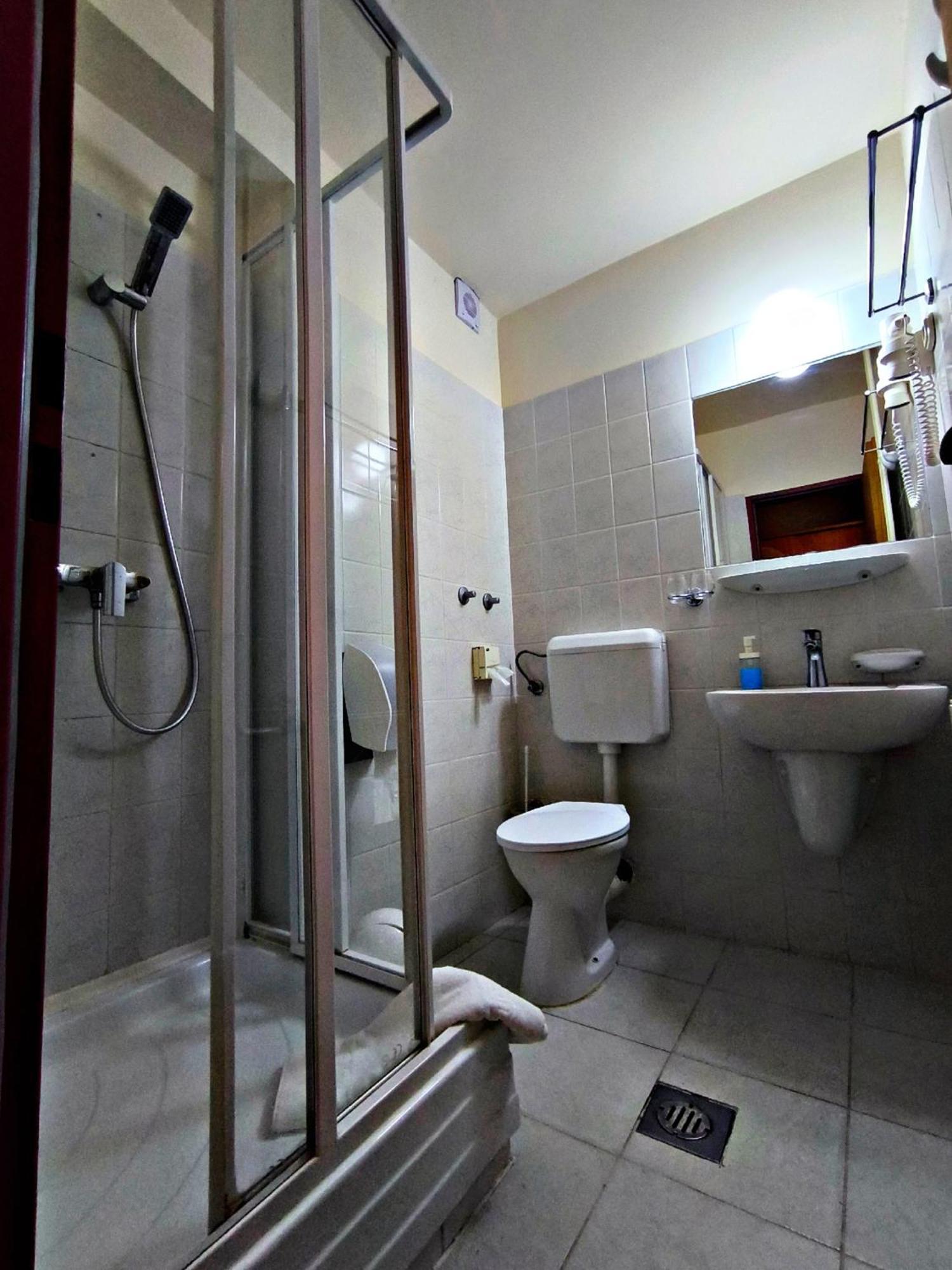 Atrium Hotel Harkány Екстериор снимка